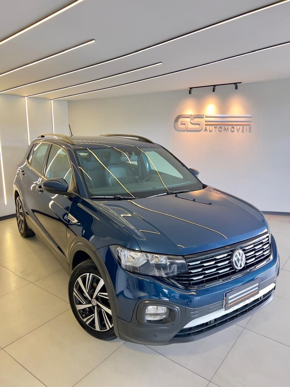 Volkswagen T-Cross Comfor. 200 TSI 1.0 Flex 5p Aut. na cor Azul em São José / SC - 779982