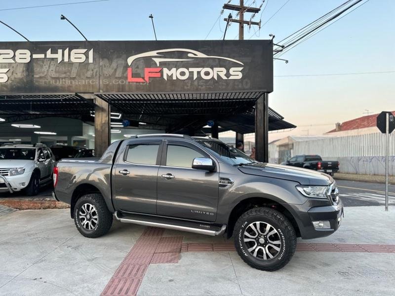 Ford Ranger Limited 3.2 4x4 CD Diesel Aut. na cor Cinza em Curitiba / PR - 780934
