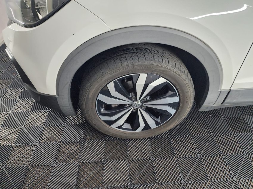 Volkswagen T-Cross 200 TSI 1.0 Flex 12V 5p Aut. na cor Branco em Apucarana / PR - 781072