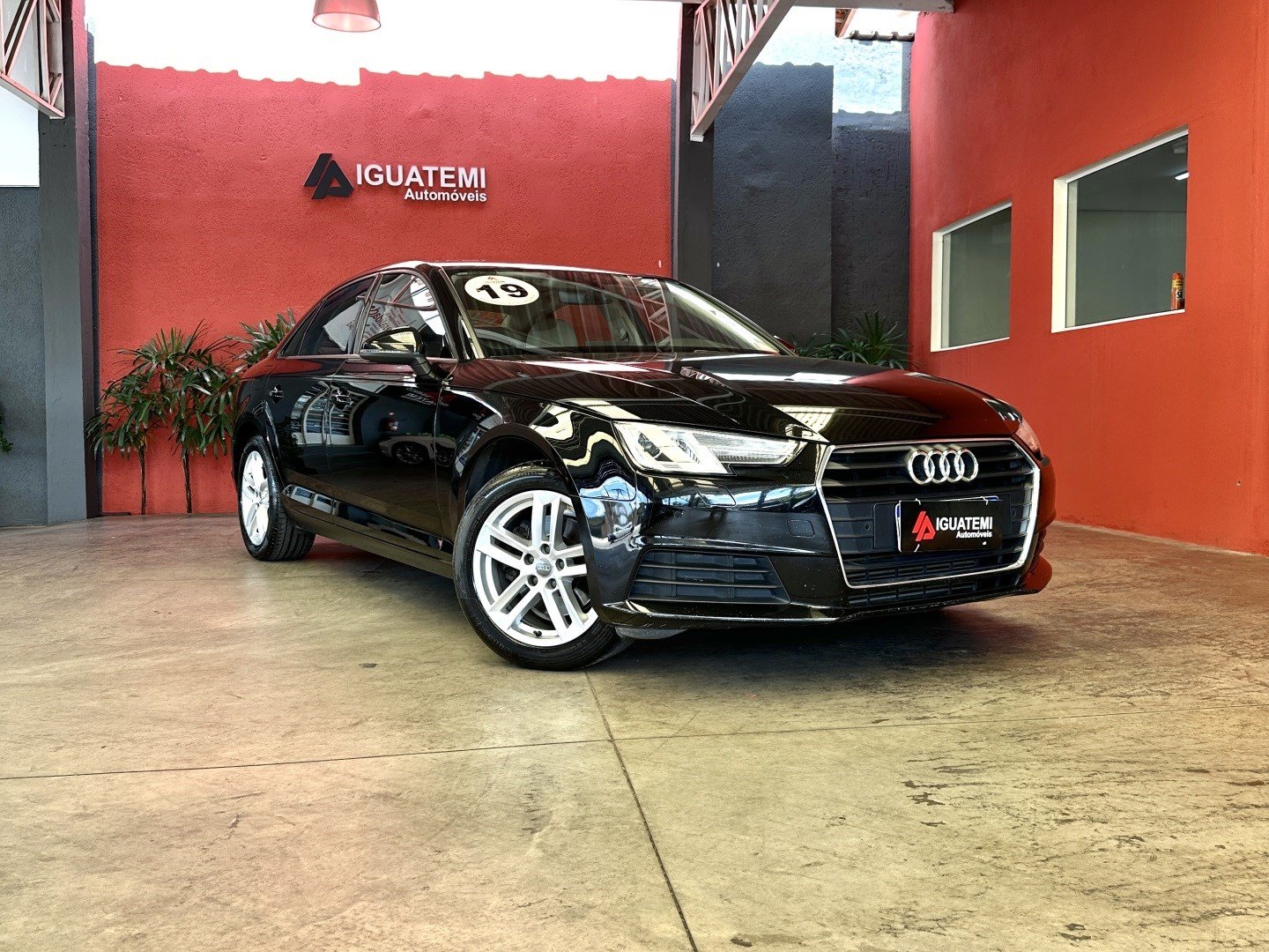 Audi A4 Prestige 2.0 TFSI S-tronic na cor Preto em Campinas / SP - 781277