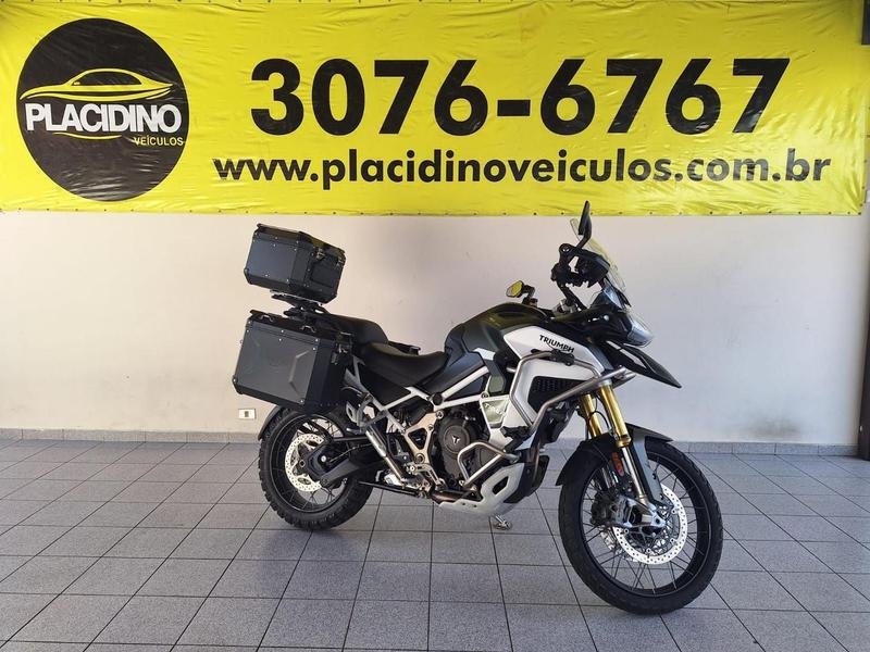 TRIUMPH TIGER 1200 RALLY EXPLORER  na cor Verde em Curitiba / PR - 781488