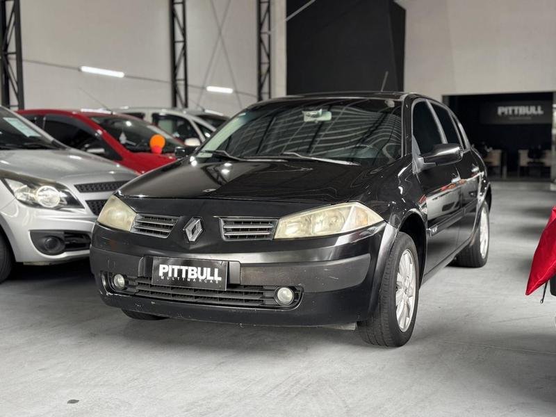 imagem de Sedan Dynamique Hi-Flex 1.6 16V