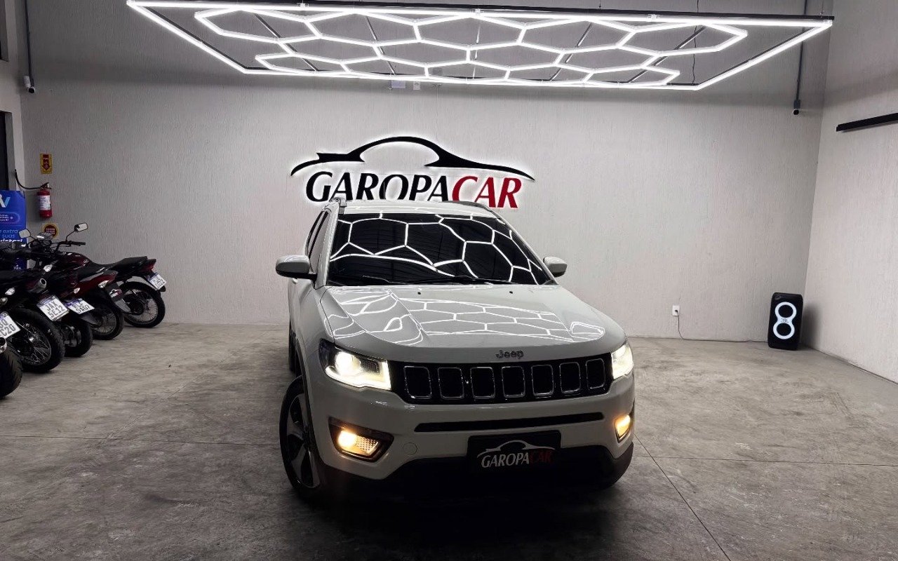Jeep COMPASS LONGITUDE 2.0 4x2 Flex 16V Aut. na cor Branco em Garopaba / SC - 782420