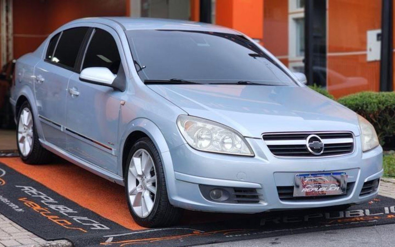 imagem de Elite 2.4 MPFI 16V FlexPower Aut.