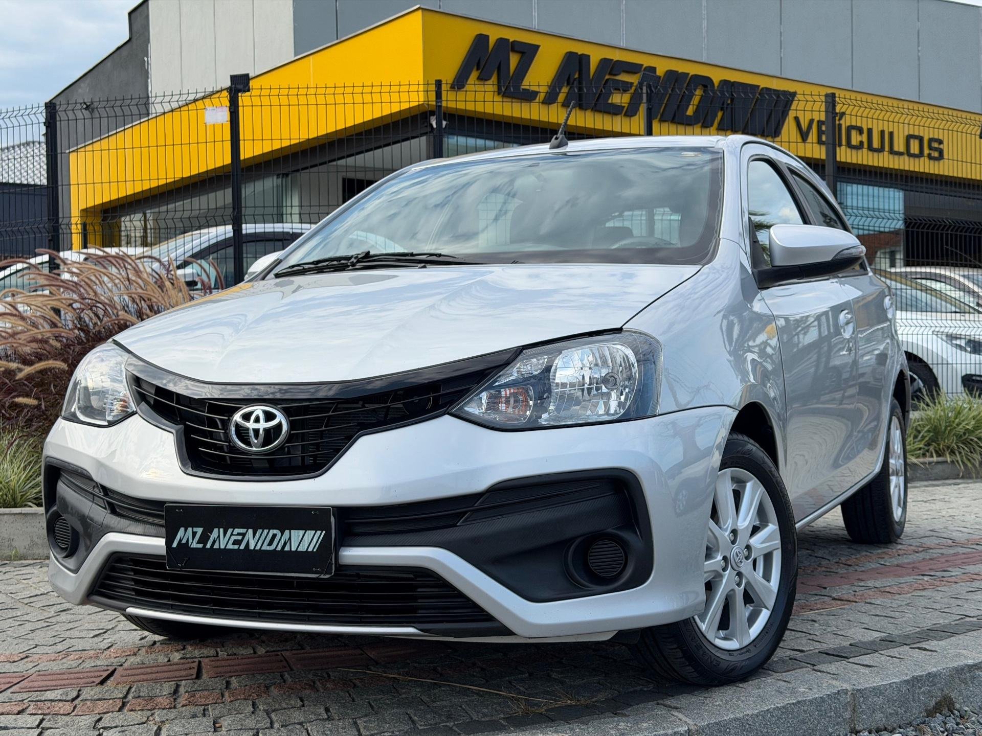 imagem de X Plus Sedan 1.5 Flex 16V 4p Mec.