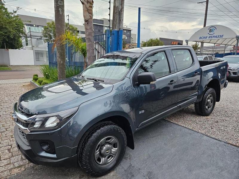 Chevrolet S10 Pick-Up LS 2.8 TDI 4x4 CS Diesel na cor Cinza em Curitiba / PR - 785642
