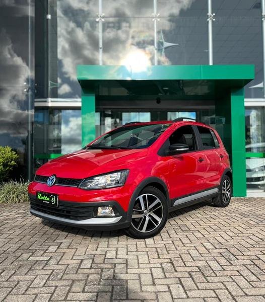 Volkswagen Fox Xtreme 1.6 Flex 8V 5p na cor Vermelho em Curitiba / PR - 785689