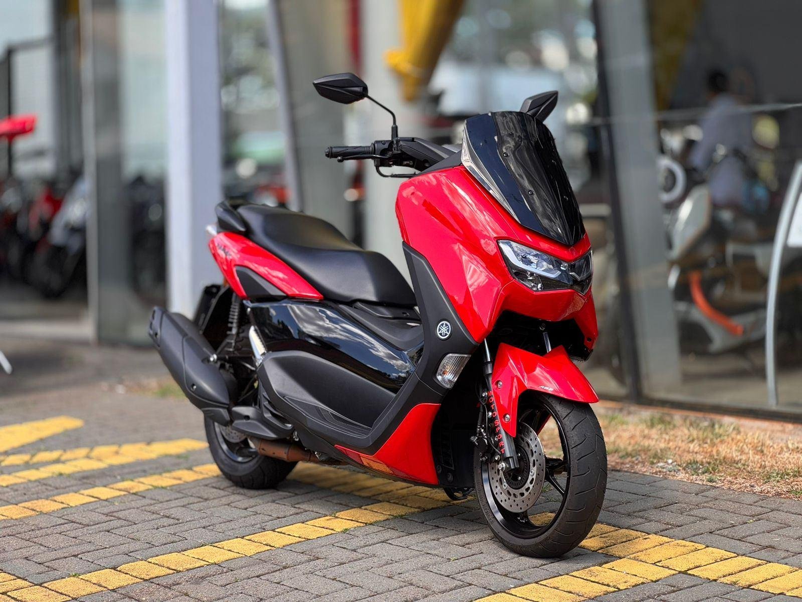 YAMAHA NMAX 160  na cor Vermelho em Xanxerê / SC - 786088