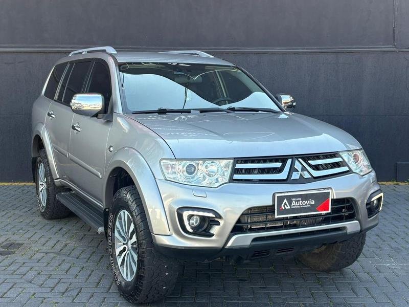 Mitsubishi Pajero 3.2 4x4 T.I. Dies. 5p Aut na cor Prata em Curitiba / PR - 786871