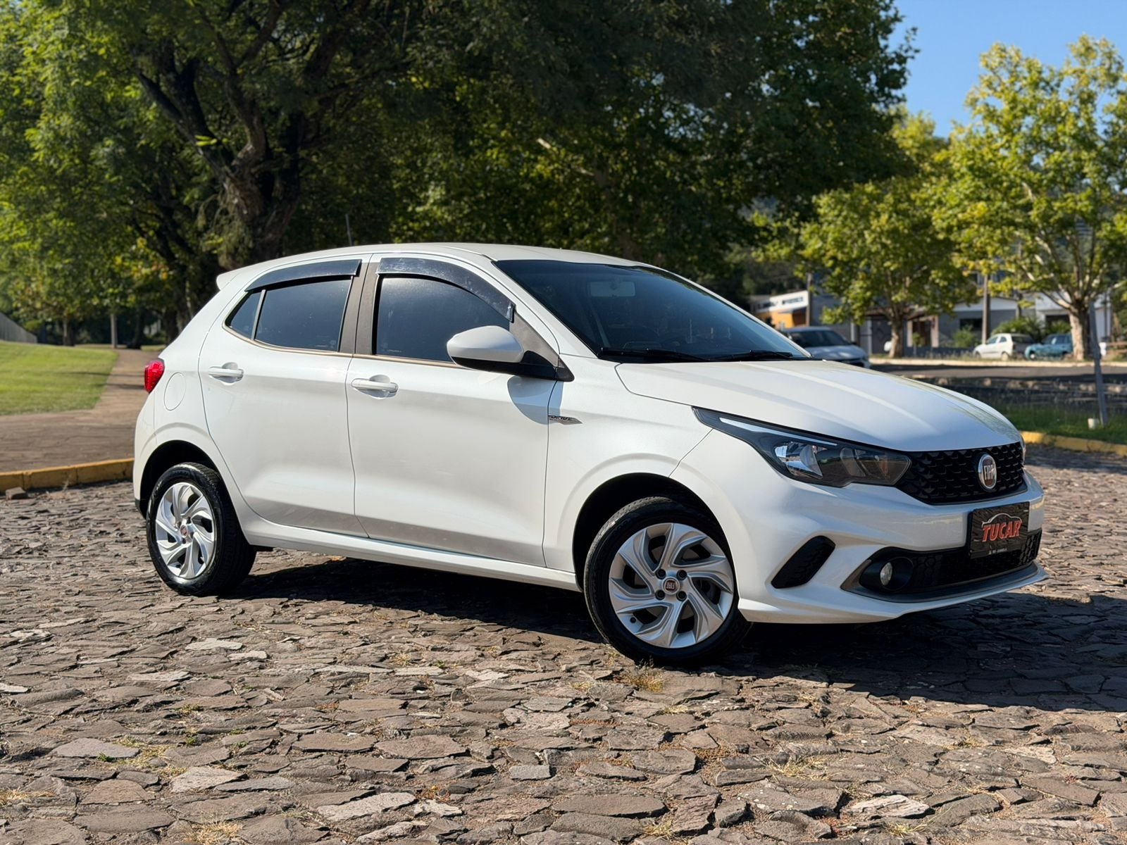 Fiat ARGO DRIVE 1.0 6V Flex na cor Branco no Dois Irmãos / RS - 787668