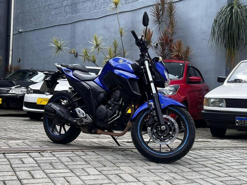 YAMAHA FZ25 250 FAZER FLEX  na cor Azul em Colombo / PR - 788646