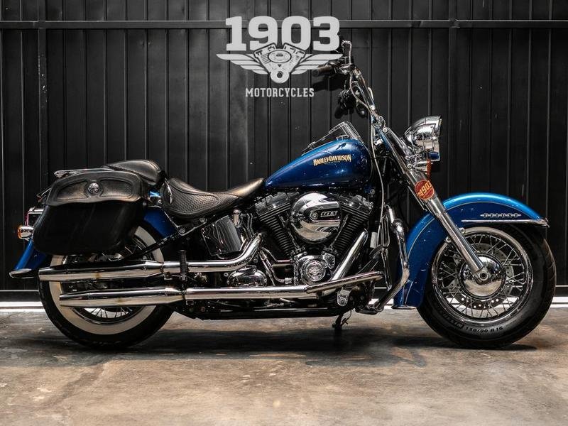 HARLEY-DAVIDSON SOFTAIL DELUXE  FLSTN  na cor Azul em Curitiba / PR - 788943