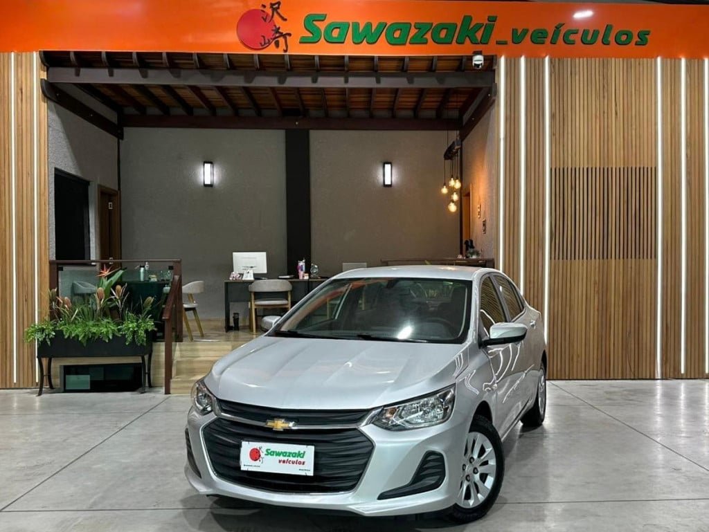 Chevrolet ONIX SEDAN Plus LT 1.0 12V Flex 4p Mec. na cor Prata em Curitiba / PR - 789291