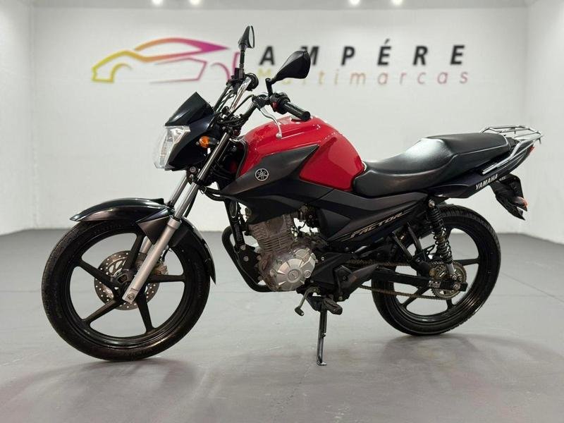YAMAHA YBR 125i FACTOR ED/FLEX  na cor Vermelho em Curitiba / PR - 789511