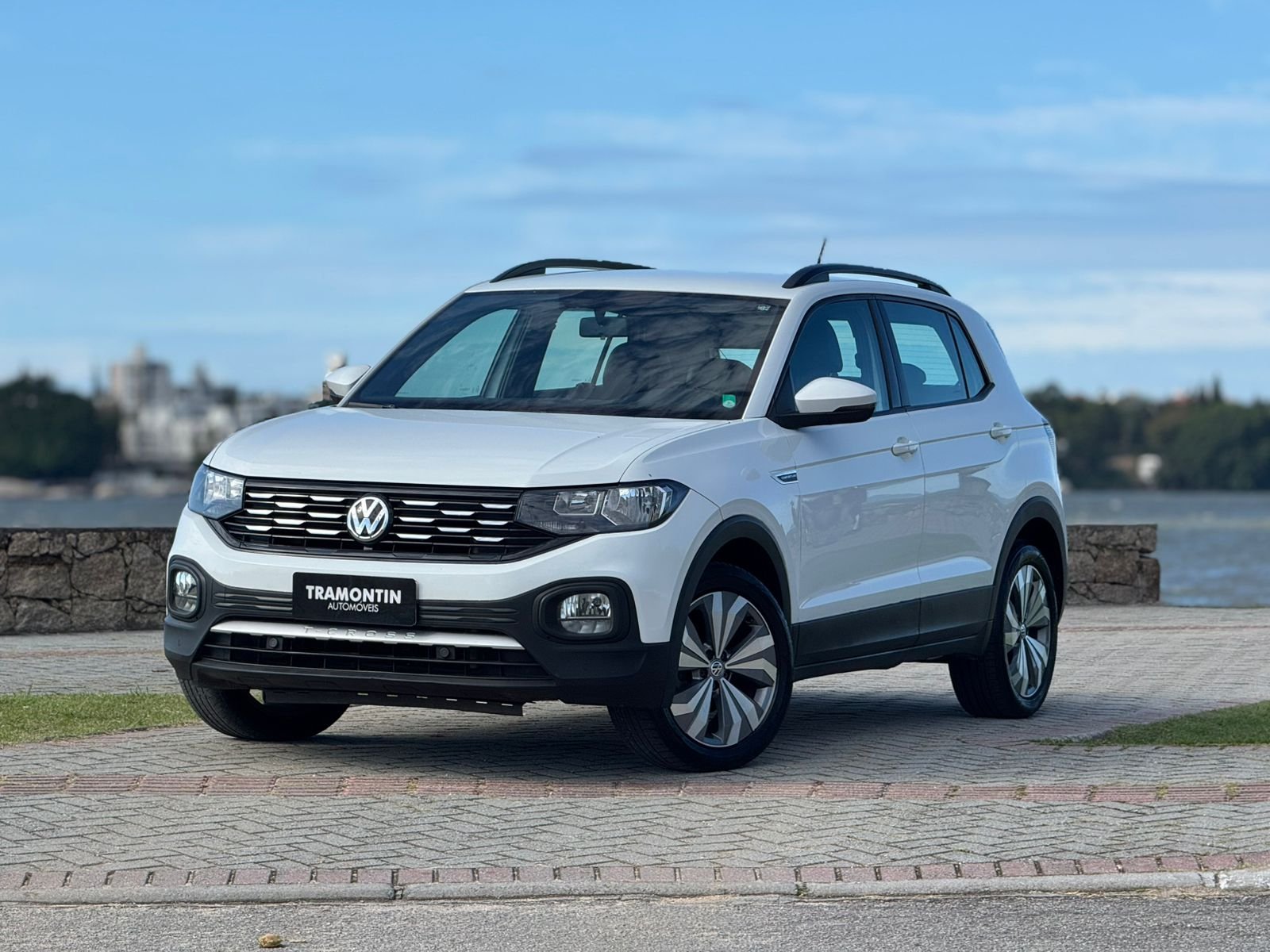 imagem de 200 TSI 1.0 Flex 12V 5p Aut.