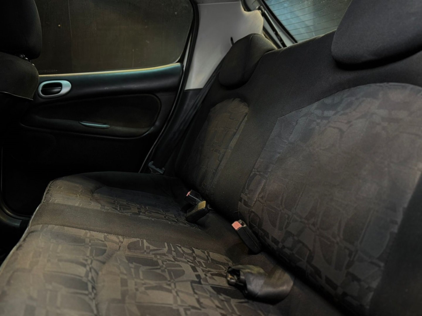 Peugeot 207 XR Sport 1.4 Flex 8V 5p na cor Prata em Joinville / SC - 790637