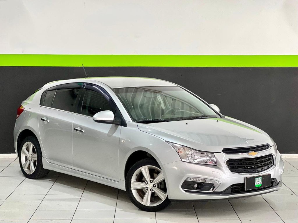 Chevrolet CRUZE HB Sport LT 1.8 16V FlexP. 5p Aut na cor Cinza em Curitiba / PR - 7931