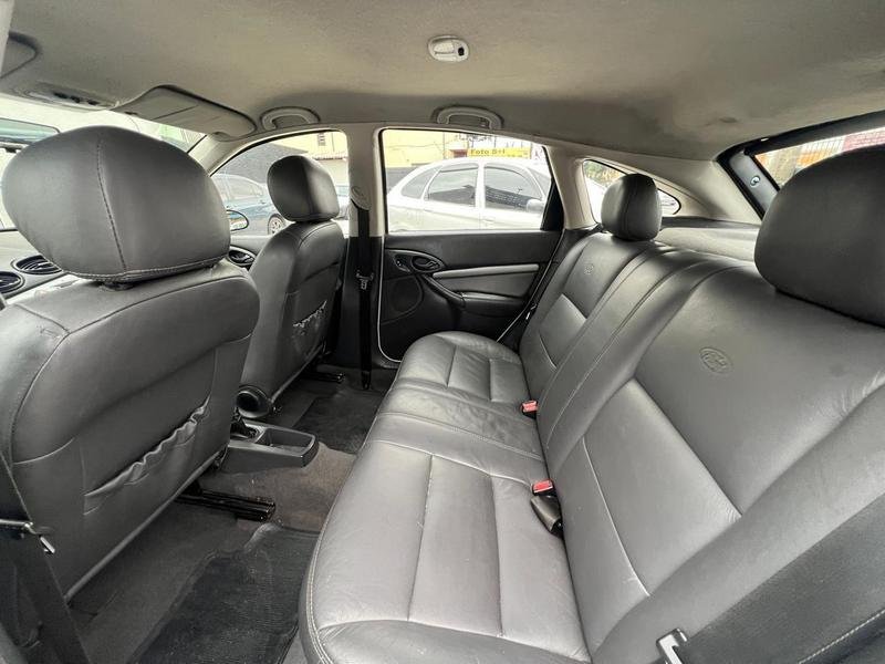 Ford Focus 2.0 16V/ 2.0 16V Flex 5p na cor Branco em Curitiba / PR - 795371