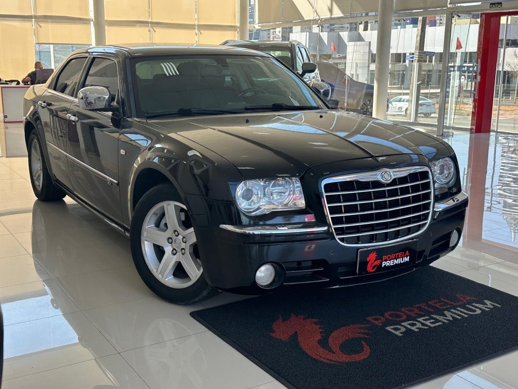 Chrysler 300 C 3.5 V6 249cv na cor Preto em Curitiba / PR - 795674