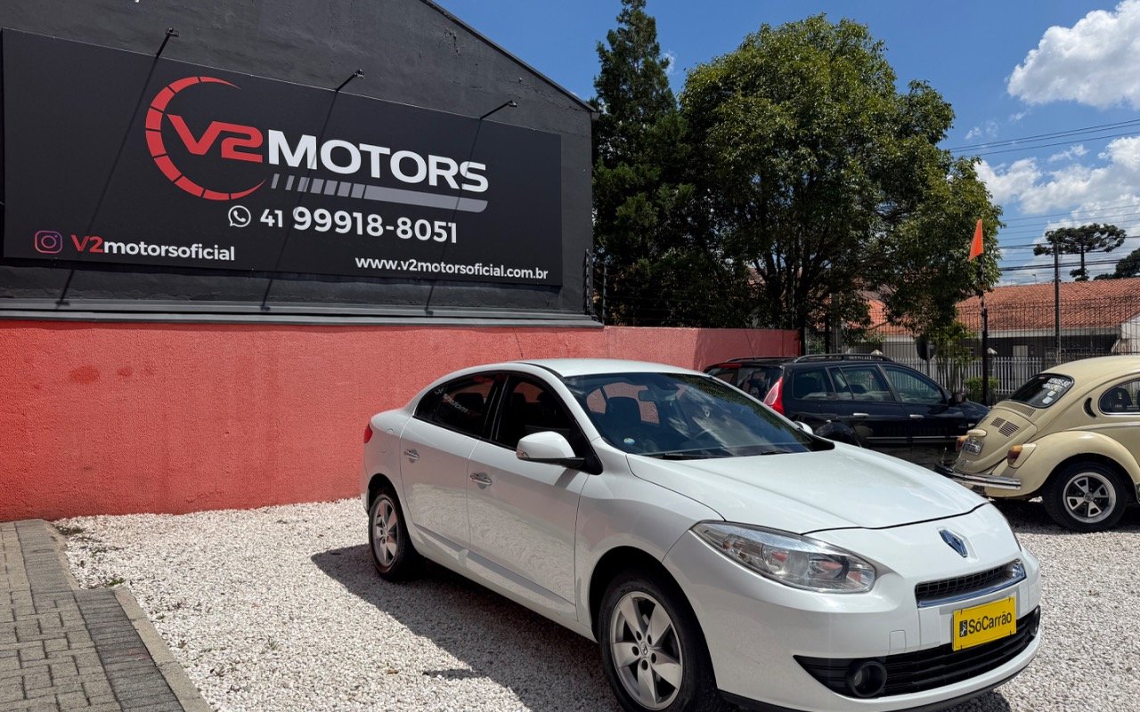 Renault FLUENCE Sed. Dynamique 2.0 16V FLEX Mec. na cor Branco em Curitiba / PR - 795997