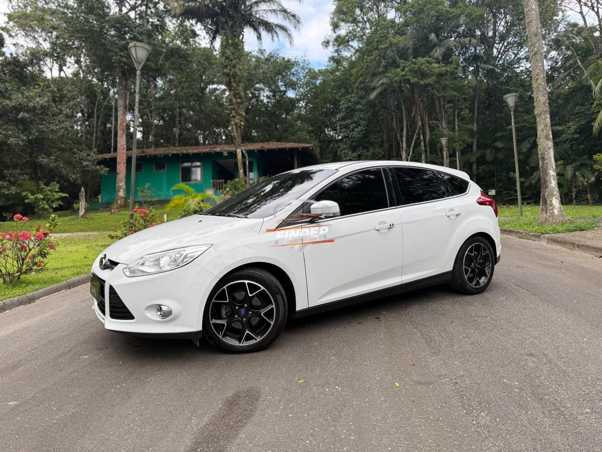 imagem de Black S Line 1.4 TFSI S-tronic