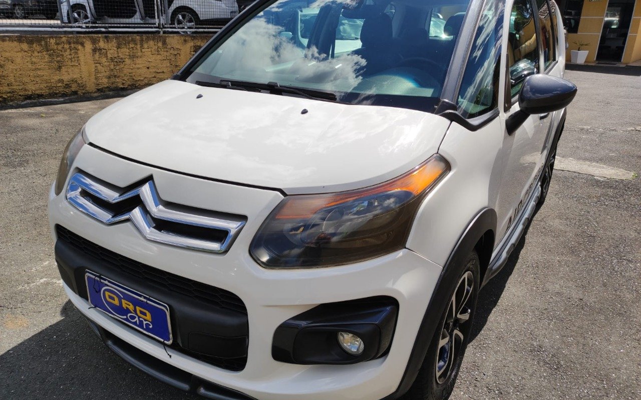 Citroën C3 Aircross Exclusive 1.6 Flex 16V 5p Aut. na cor Branco em Curitiba / PR - 797455