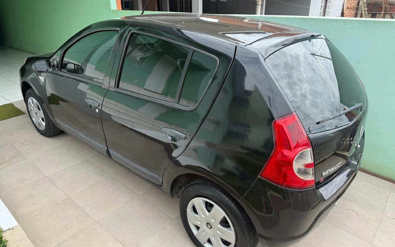 imagem de Expression Hi-Flex 1.6 8V 5p