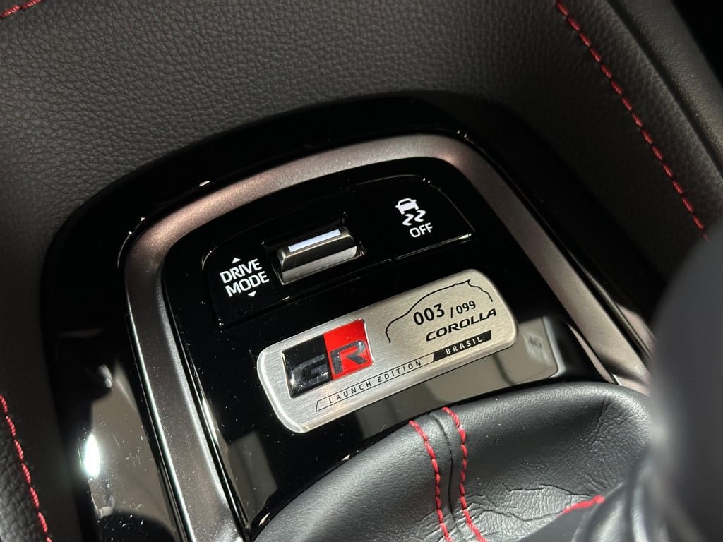 Toyota Corolla GR-Sport 2.0 Flex 16V Aut. na cor Branco em Curitiba / PR - 805197