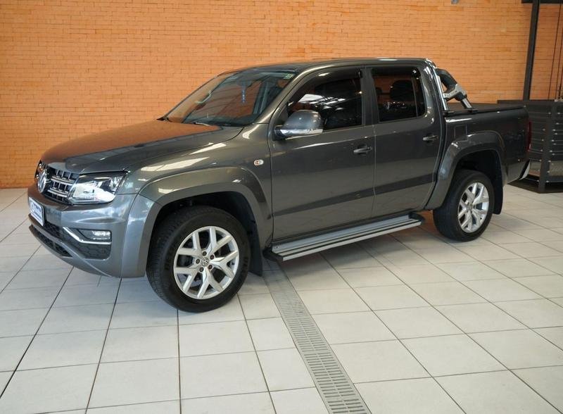 Volkswagen Amarok High.CD 2.0 16V TDI 4x4 Dies. Aut na cor Cinza em Curitiba / PR - 806108