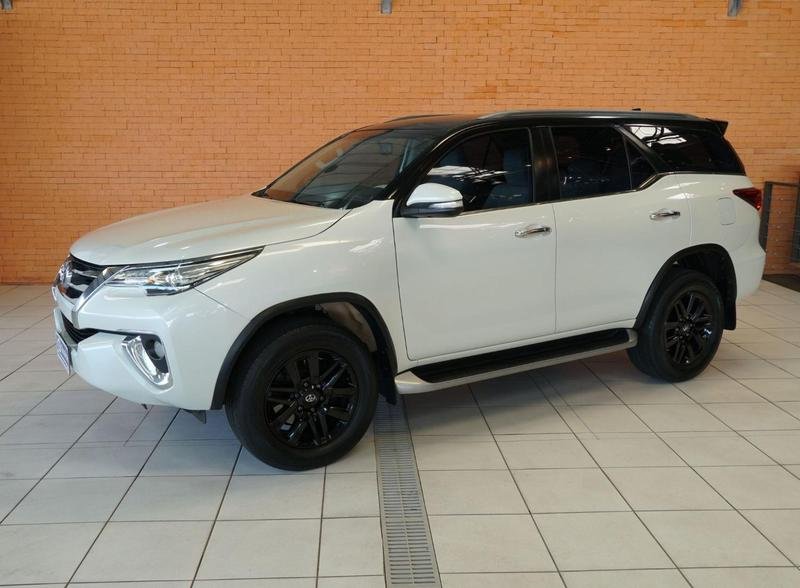 imagem de CD SRX 4x4 2.8 TDI 16V Diesel Aut.