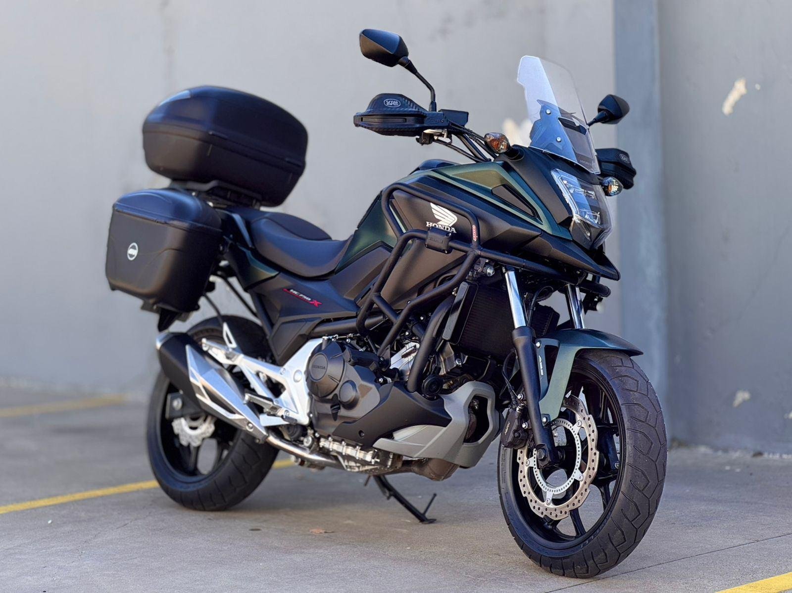 Honda NC 750X/NC 750X ABS  na cor Verde em Xanxerê / SC - 806128