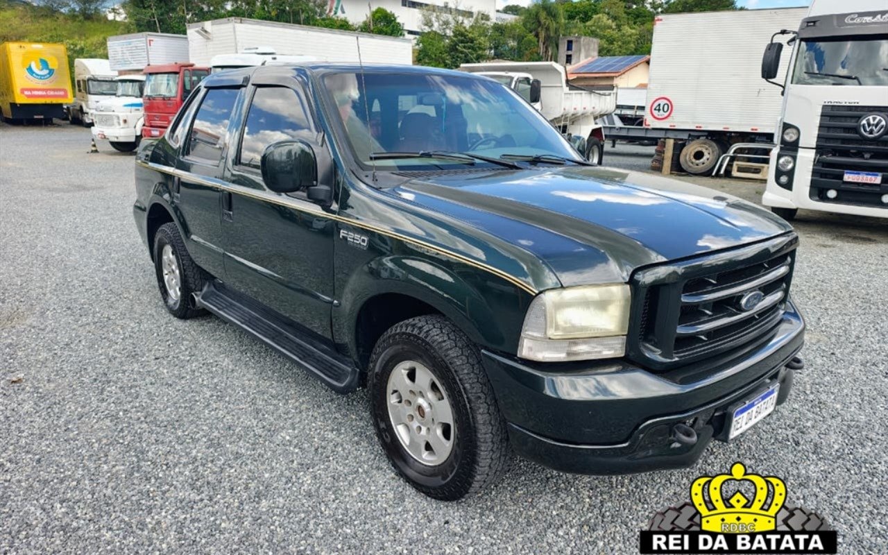 Ford F-250 XL 4.2 Turbo Diesel na cor Verde em Blumenau / SC - 807178