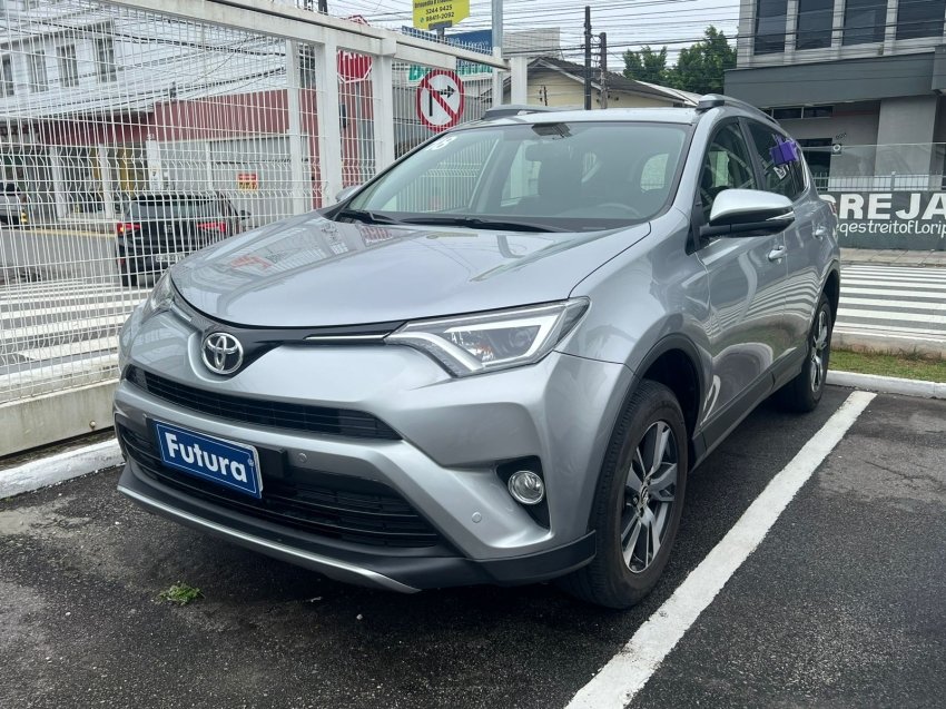 Toyota RAV4 2.0 4x2 16V Aut. na cor Prata em Florianópolis / SC - 807395