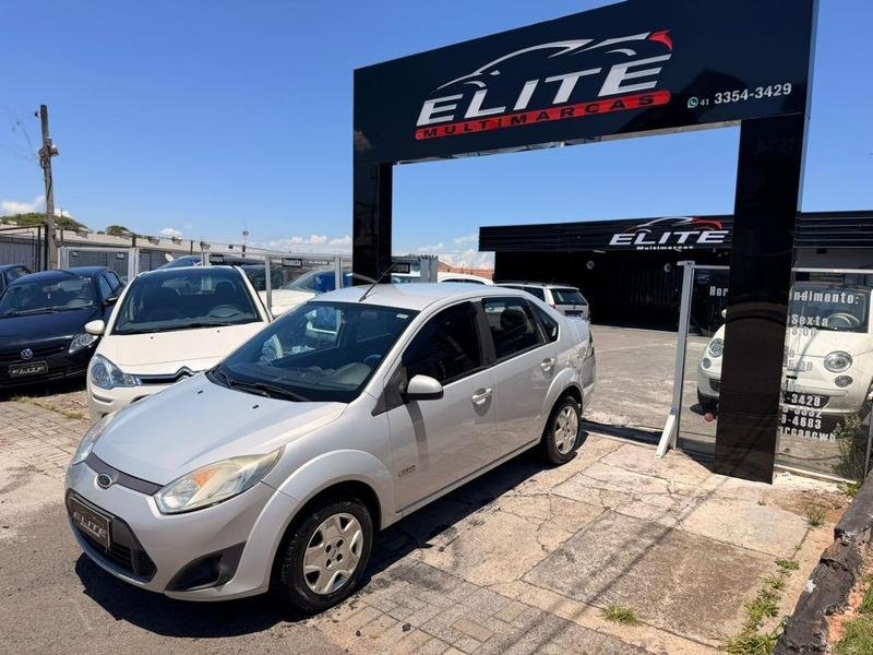 Ford Fiesta 1.6 8V Flex/Class 1.6 8V Flex 5p na cor Cinza em Curitiba / PR - 807601
