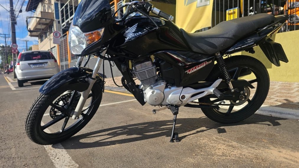 Honda CG 150 TITAN-EX MIX/FLEX  na cor Preto em Ponta Grossa / PR - 808235