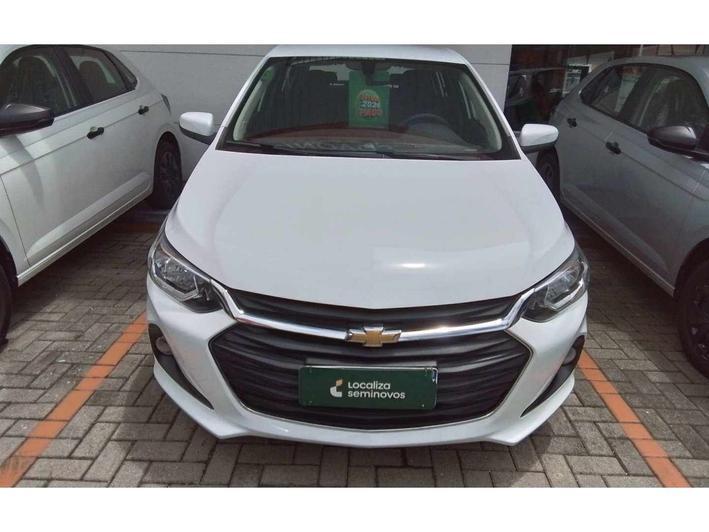 Chevrolet ONIX HATCH LT 1.0 12V TB Flex 5p Mec. na cor Branco em Criciúma / SC - 809452