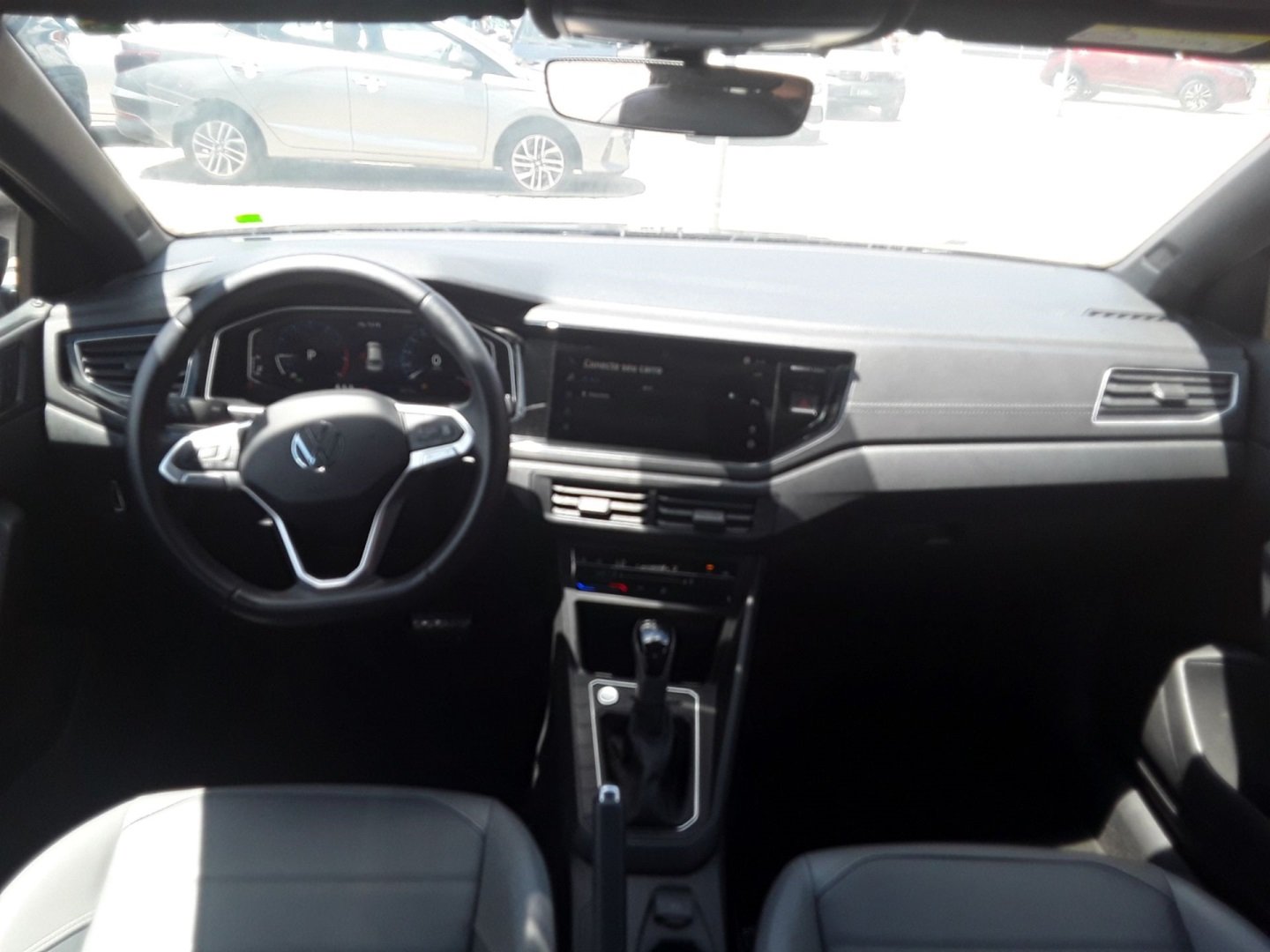 Volkswagen Nivus Highline 1.0 200 TSI Flex Aut. na cor Preto no São Leopoldo / RS - 810590