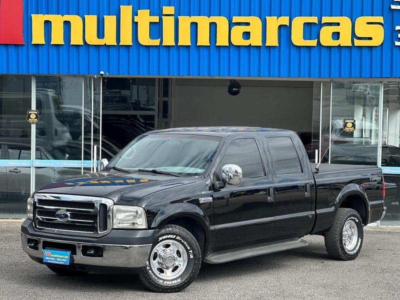 Ford F-250 XLT 4.2 180cv CD TB Diesel na cor Preto em Colombo / PR - 811562