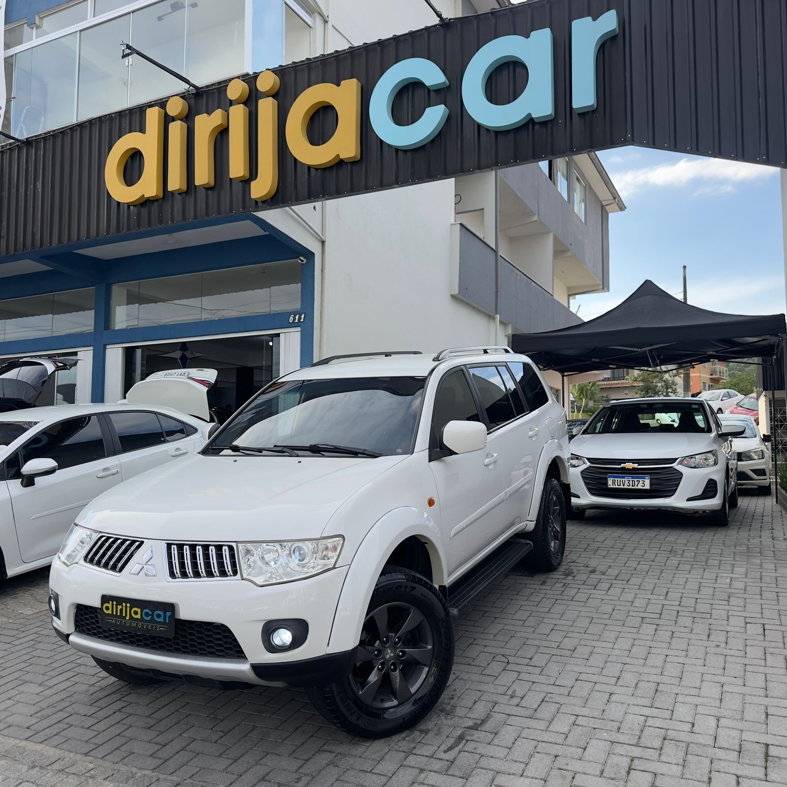 Mitsubishi Pajero DAKAR 3.2 4x4 T.I. Dies. 5p Aut. na cor Branco em Joinville / SC - 811711