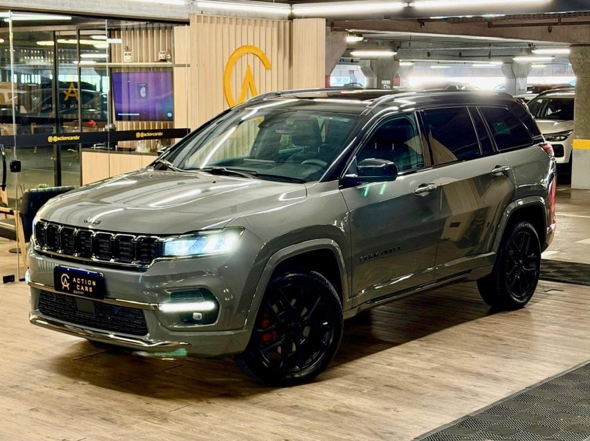 imagem de Black Hurricane 2.0 4x4 TB Aut