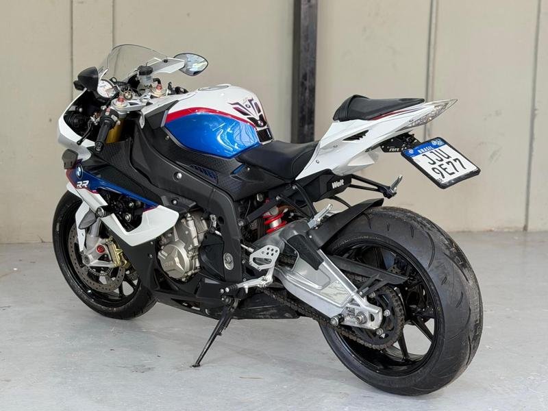 BMW S 1000 RR  na cor Branco em Curitiba / PR - 811991