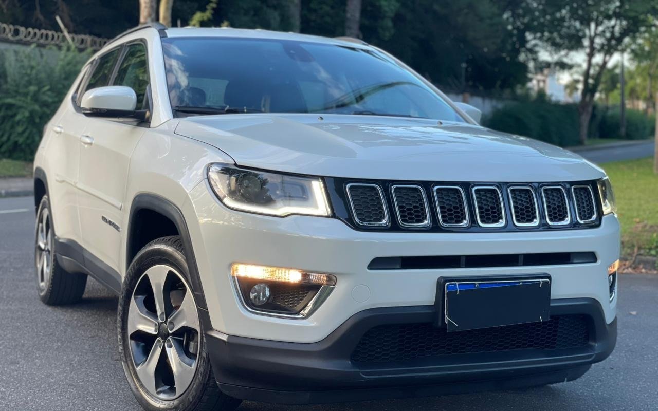 imagem de LONGITUDE 2.0 4x2 Flex 16V Aut.