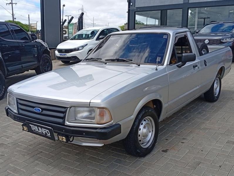 Ford Pampa L 1.6 na cor Prata em Ponta Grossa / PR - 812809