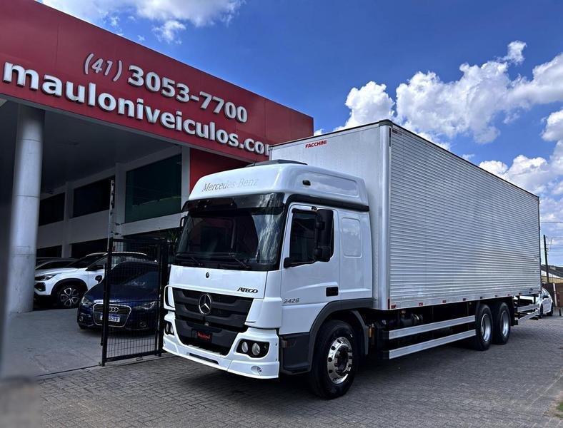 imagem de 2426 6x2 2p (diesel) (E5)