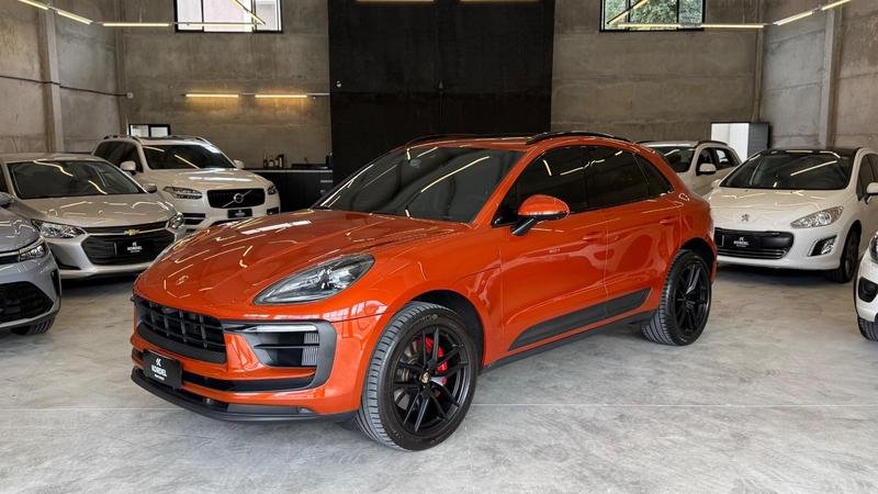 Porsche Macan S 2.9/3.0 Bi-Turbo na cor Laranja em Curitiba / PR - 813509