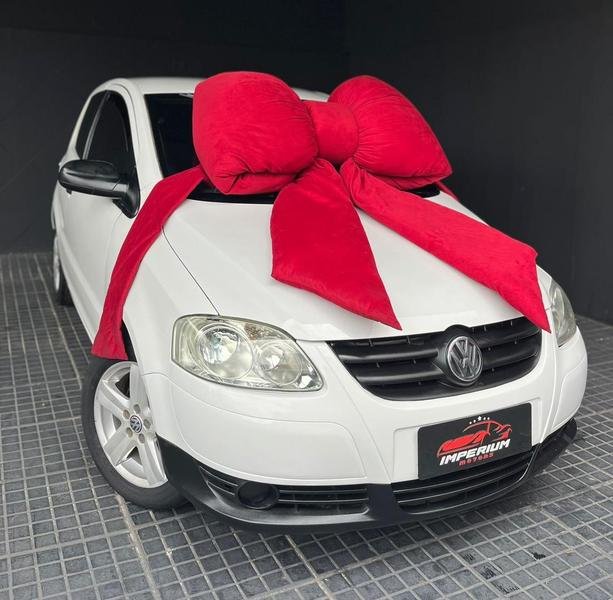 Volkswagen Fox 1.6 Mi Total Flex 8V 5p na cor Branco em Curitiba / PR - 813613