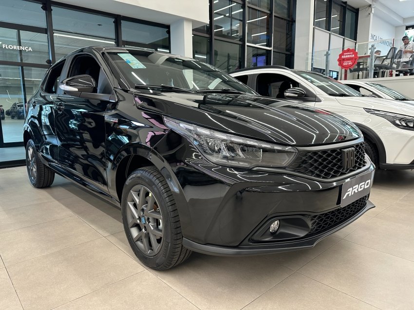 Fiat Argo DRIVE 1.3 8V Flex Aut. na cor Preto em Curitiba / PR - 813775