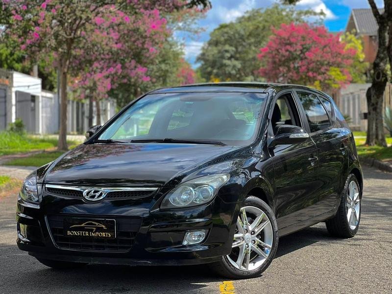 Hyundai i30 2.0 16V 145cv 5p Aut. na cor Preto em Curitiba / PR - 813808