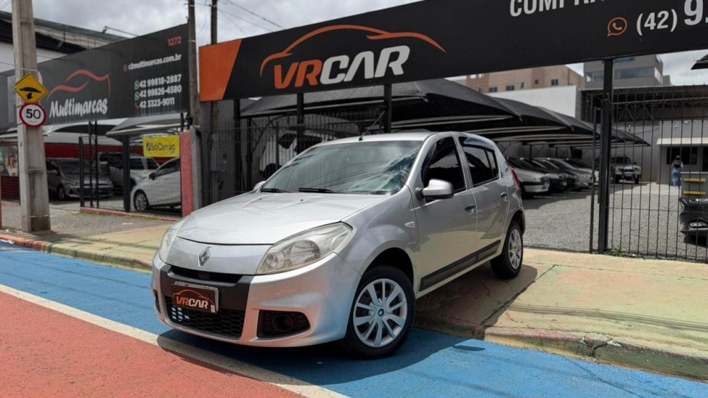 Renault Sandero Expression Hi-Flex 1.6 8V 5p na cor Prata em Ponta Grossa / PR - 813821