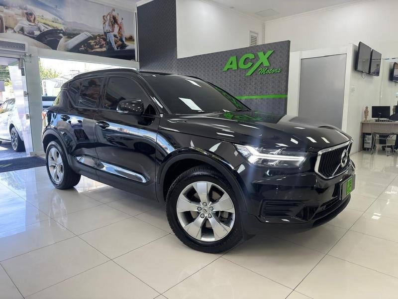 Volvo XC40 T-4 2.0 190cv FWD na cor Preto em Curitiba / PR - 813884